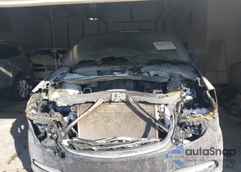 2015 Chrysler Town & Country Touring from USA, damaged, VIN 2C4RC1BG5FR706572